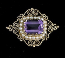 Appraisal: A Gorgeous Ladies' Amethyst And Pearl Brooch A gorgeous ladies'