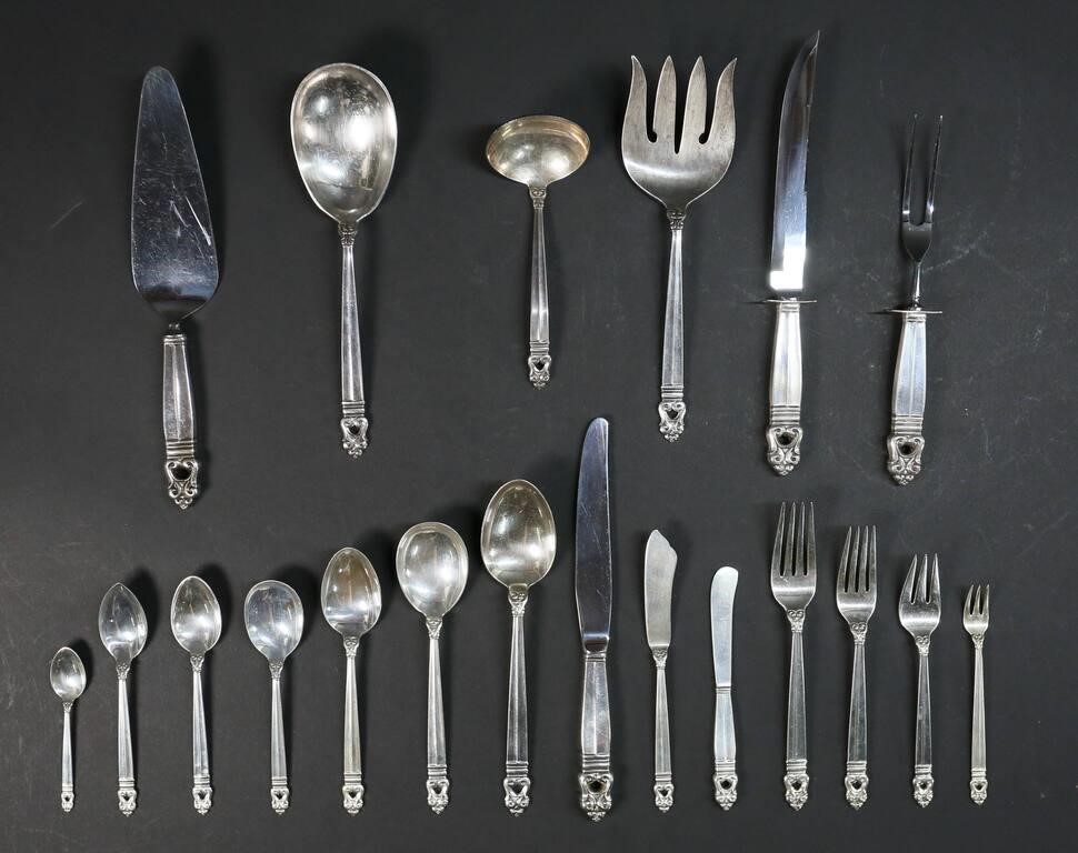 Appraisal: pieces of Royal Danish pattern by International sterling flatware teaspoons