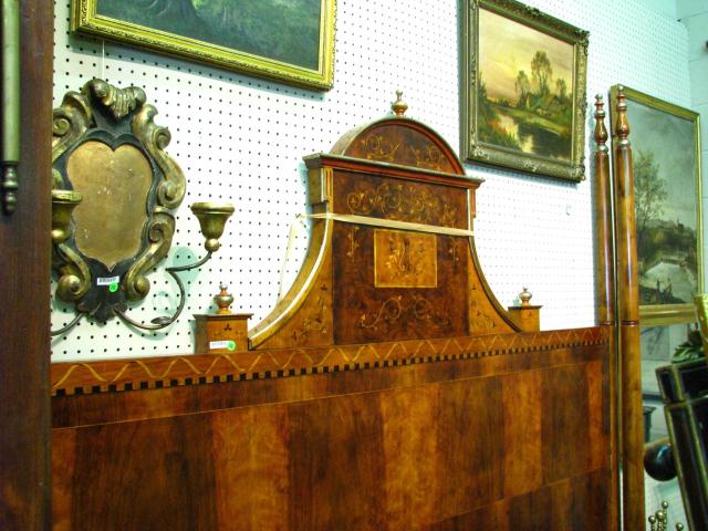 Appraisal: Mahogany inlaid European style King-Size poster bed with leaf and