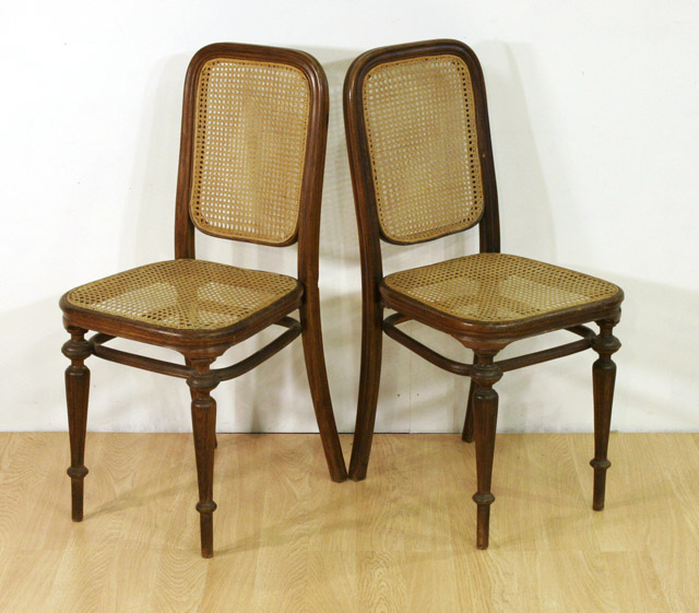 Appraisal: A pair of Thonet caned chairs