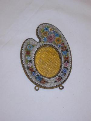 Appraisal: A MICRO MOSAIC PHOTOGRAPH FRAME shaped as an artist's palette