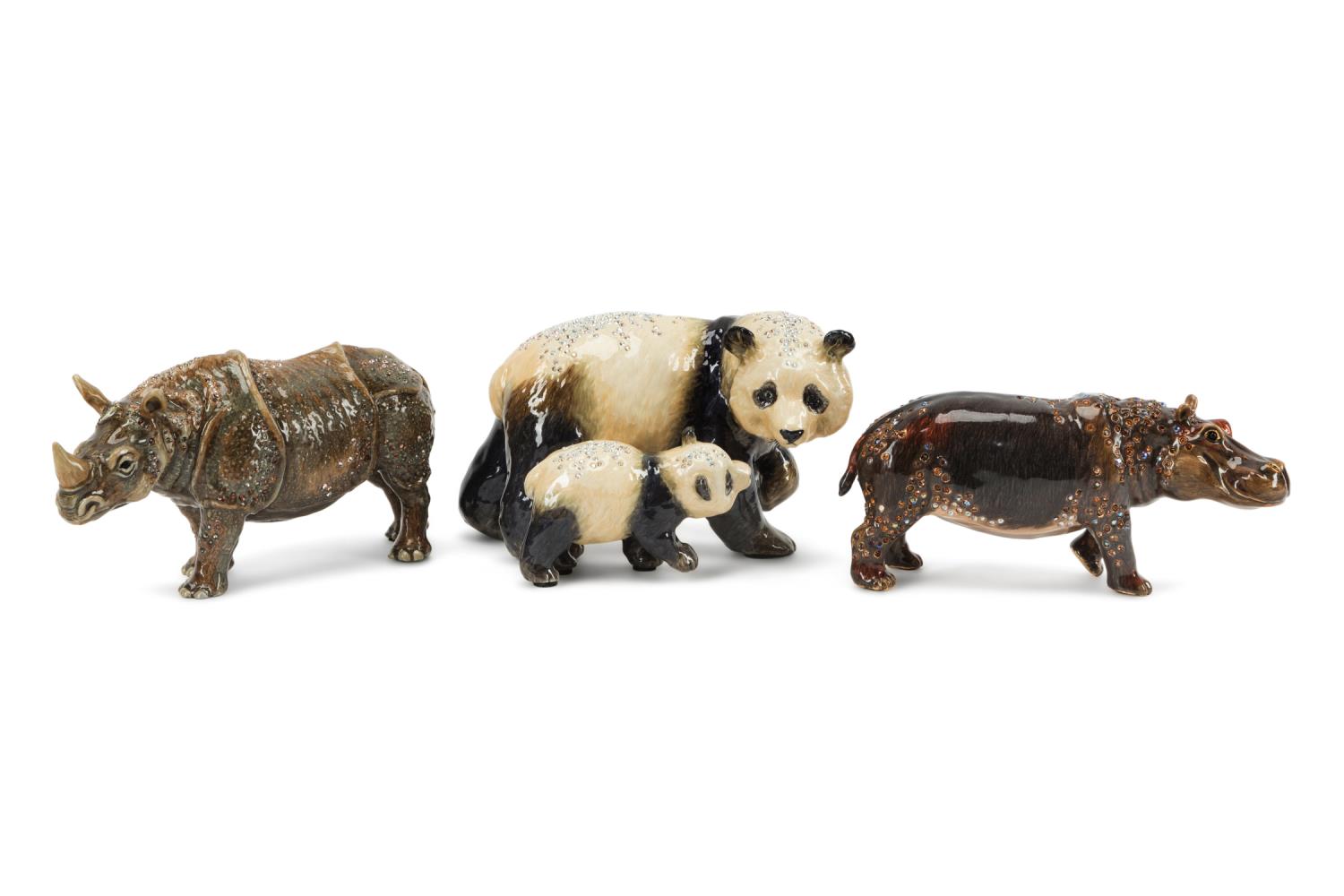 Appraisal: THREE JAY STRONGWATER FIGURINES Three Jay Strongwater American mammal figurines