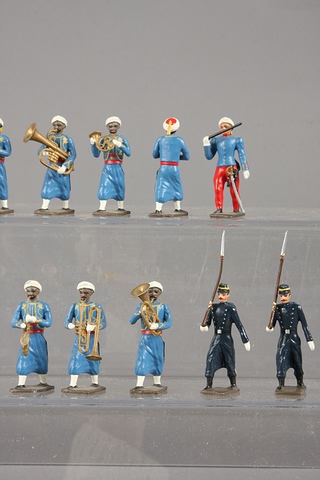 Appraisal: Lot of Mignot figures consisting of musicians French Turkos with