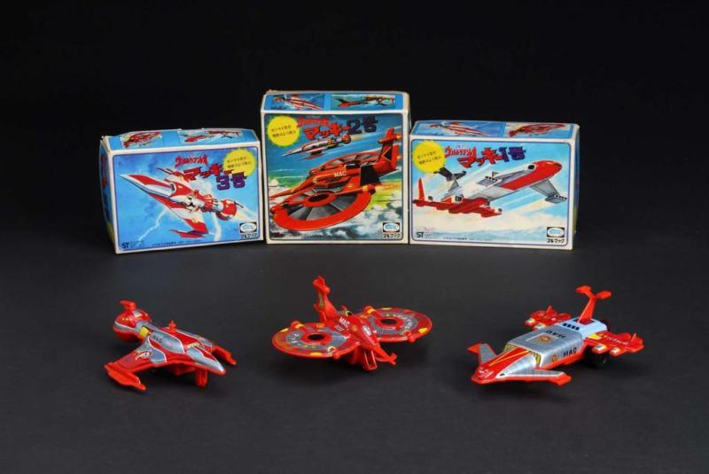 Appraisal: Lot of Metal Plastic Bullmark Spaceship Toys Description Japanese All