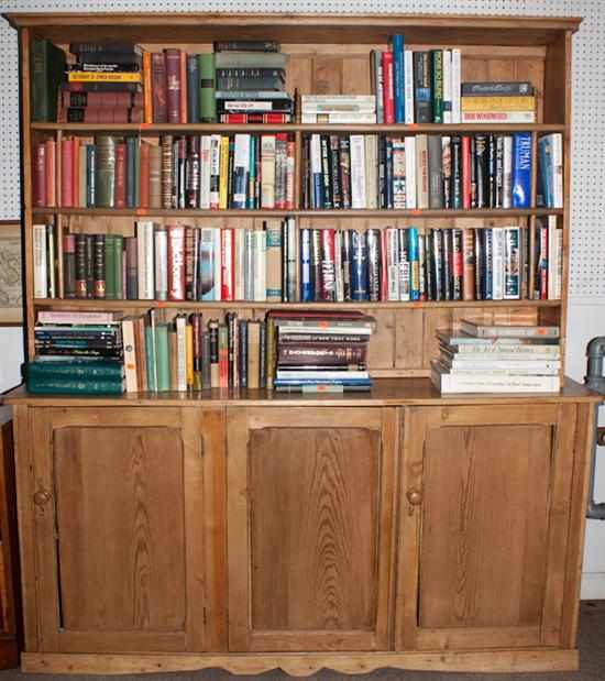 Appraisal: Distressed pine hutch Estimate - All property is sold as-is