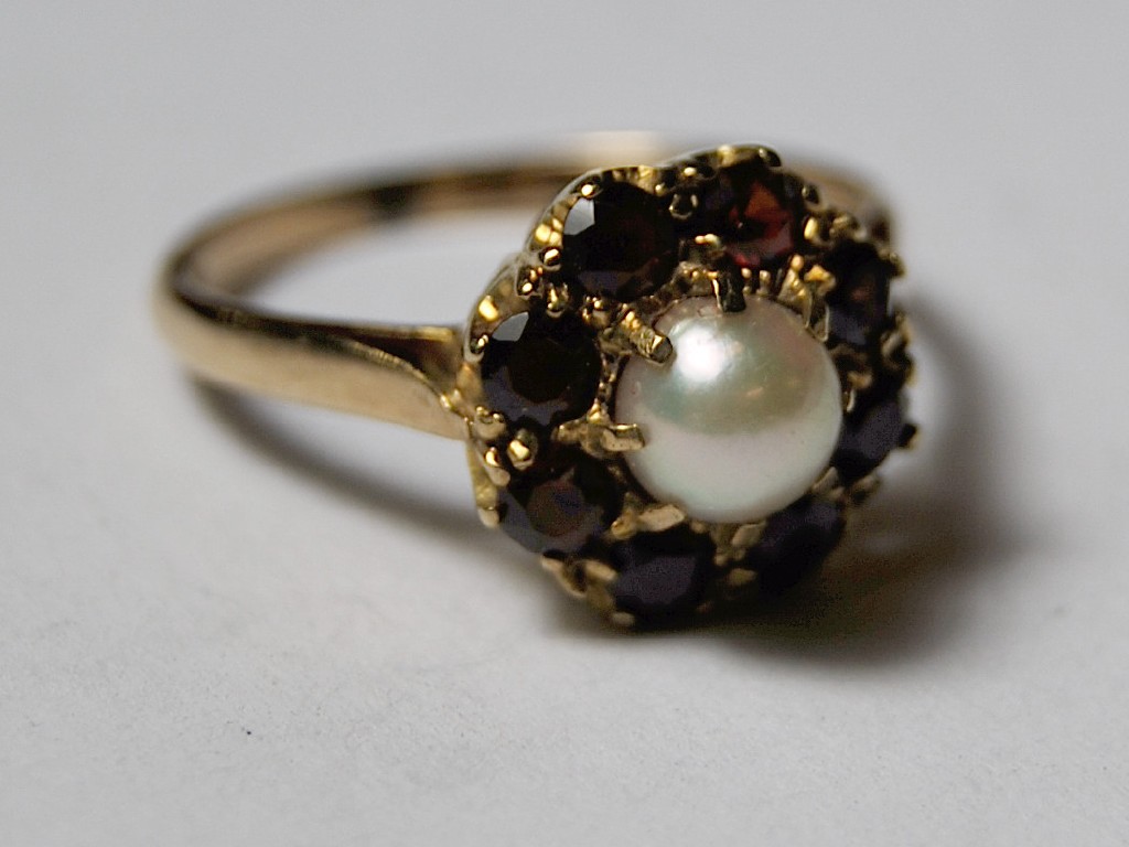 Appraisal: Cultured pearl and garnet cluster ring yellow metal set not