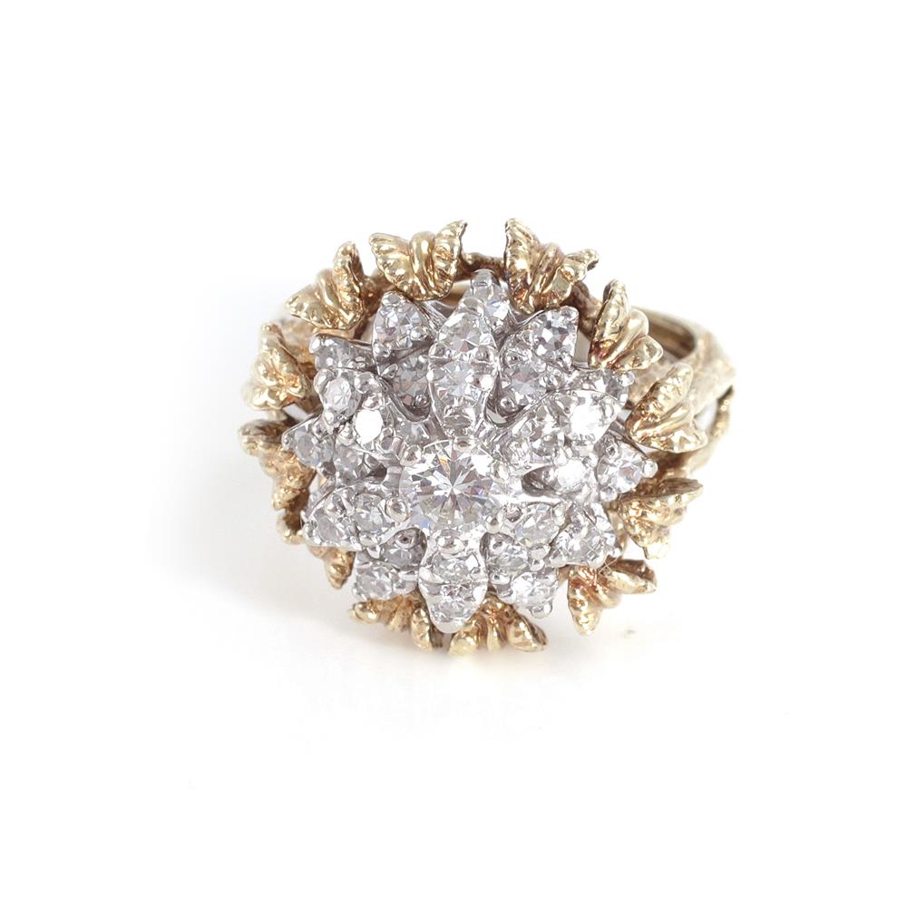 Appraisal: Diamond cluster ring with enhancer round diamond in K white