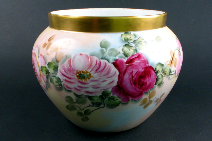 Appraisal: A LIMOGES FRANCE PORCELAIN JARDINIERE hand painted roses in pink