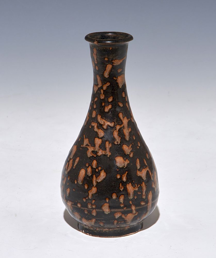 Appraisal: Rare Jizhou Tortoise Shell Glazed Yuhuchuan Vase Rare Jizhou Tortoise