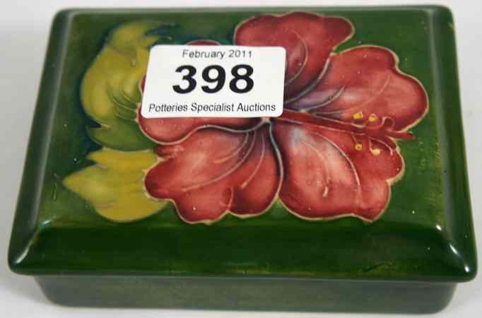 Appraisal: Moorcroft Hibiscus on Green Covered Box seconds