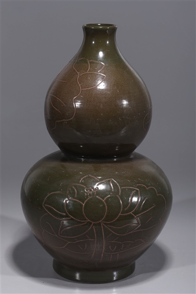 Appraisal: Chinese celadon double glazed gourd vase with incised floral designs