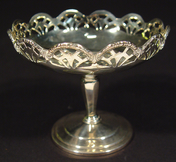 Appraisal: Pierced silver bon-bon dish on a stepped circular base Birmingham