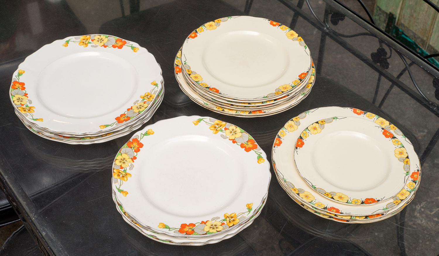 Appraisal: A COLLECTION OF s DINNER PLATES Hand painted varying sizes