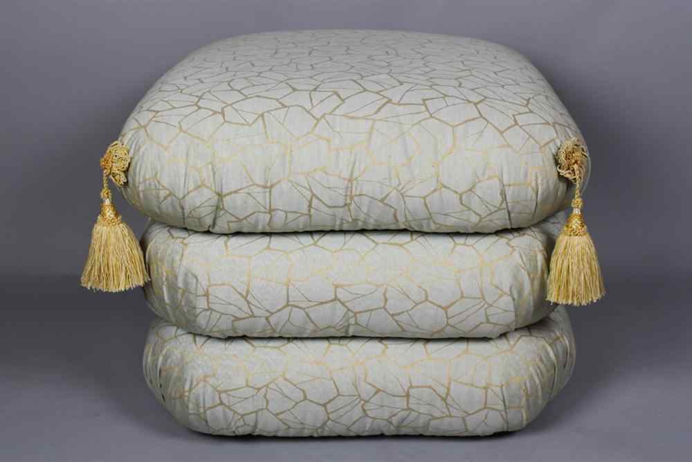 Appraisal: CONTEMPORARY UPHOLSTERED ''THREE- STACKED-CUSHION'' STOOL Having crackle design fabric corner