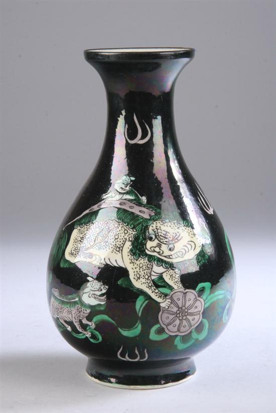 Appraisal: CHINESE FAMILLE NOIRE PORCELAIN VASE Qing dynasty Fu dog decoration