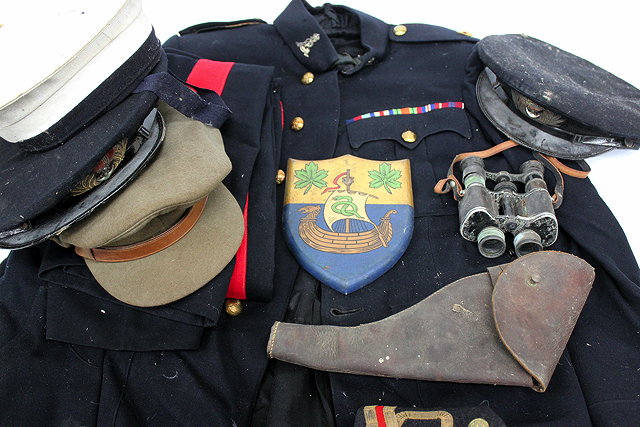 Appraisal: A MOSS BROS CO MILITARY UNIFORM formerly belonging to Major