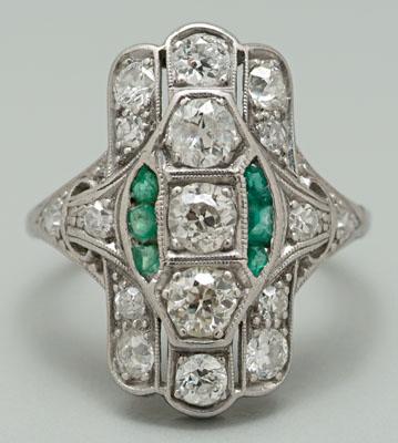 Appraisal: Antique diamond emerald ring three central diamonds estimated weight ct