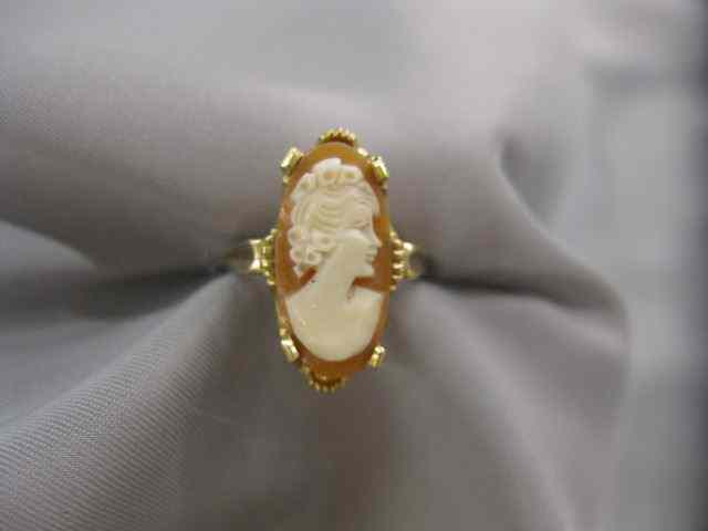 Appraisal: k Gold Cameo Ring carved shell portrait of a lady