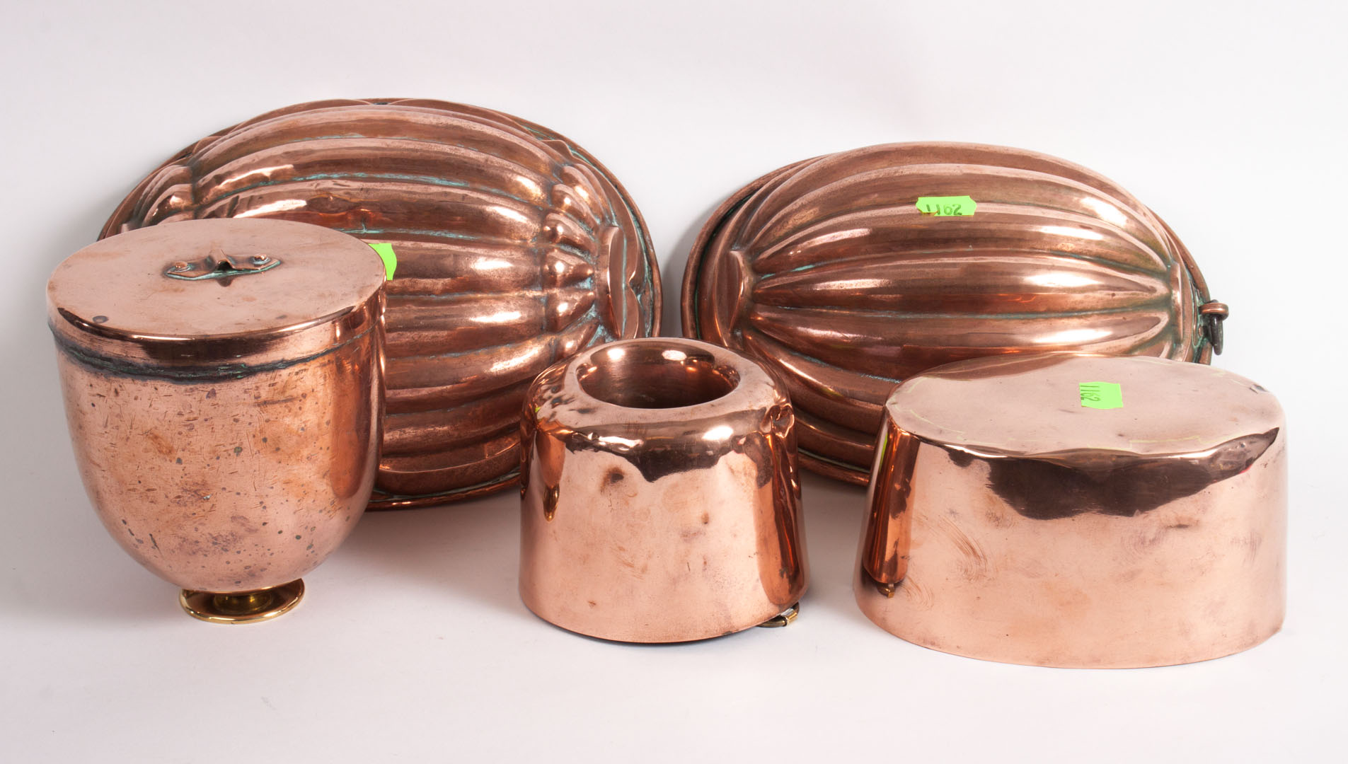 Appraisal: Five copper food molds late th th century in L