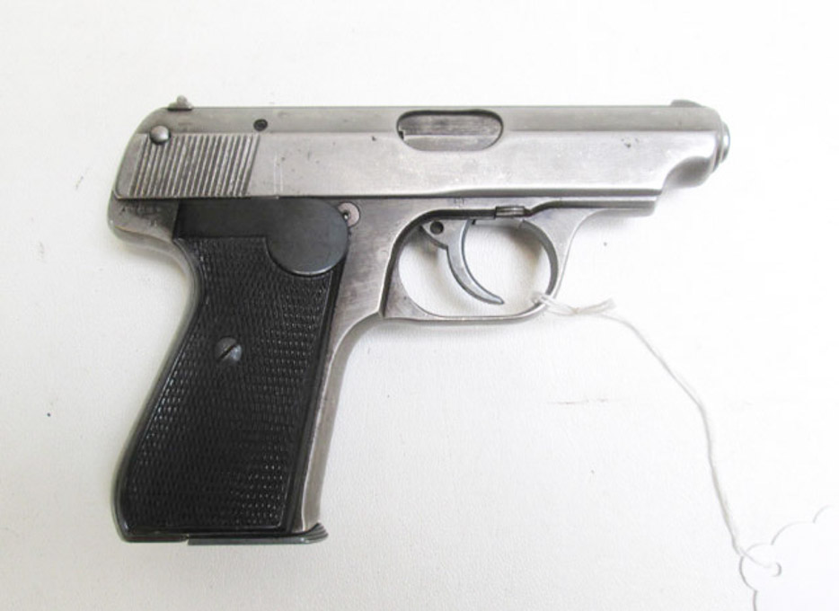 Appraisal: J P SAUER MODEL H DOUBLE ACTION SEMI AUTOMATIC PISTOL