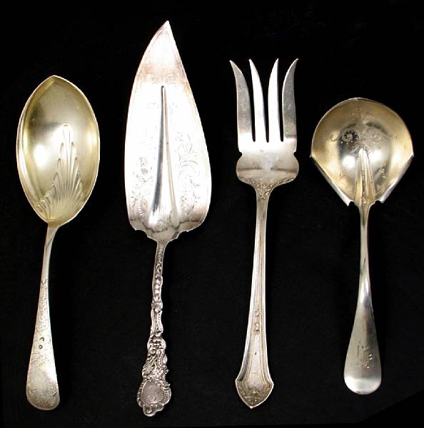 Appraisal: A group of sterling serving pieces Comprising Marie Antoinette slice