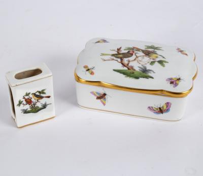 Appraisal: A Herend Rothschild birds pattern box and cover cm wide