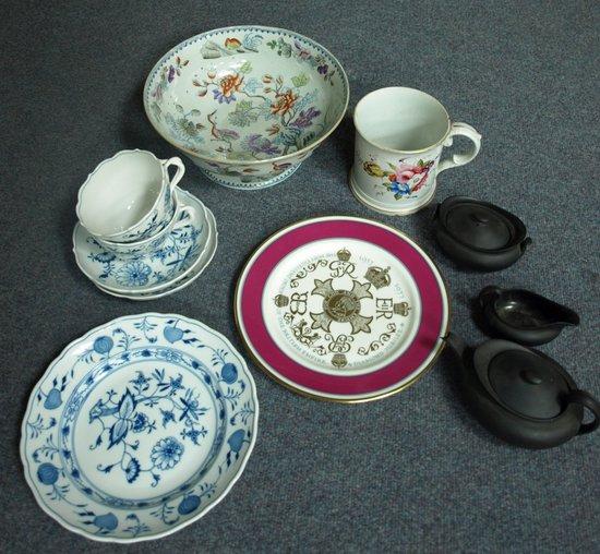 Appraisal: An early th Century Staffordshire mug painted bouquets of flowers