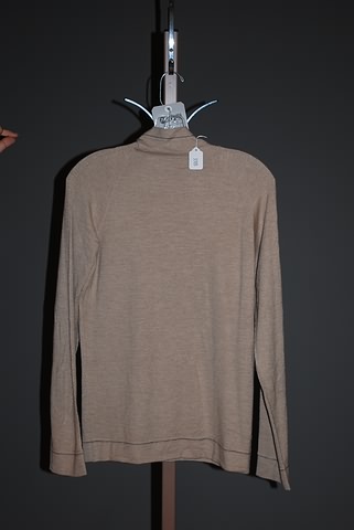 Appraisal: Agnona camel color cashmere long sleeve turtleneck knit with dot