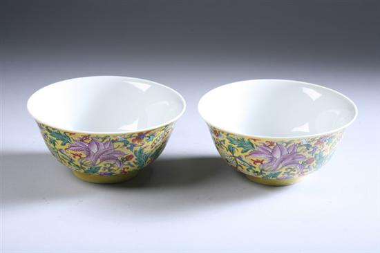 Appraisal: PAIR CHINESE FAMILLE JAUNE PORCELAIN BOWLS Daoguang underglazed blue seal