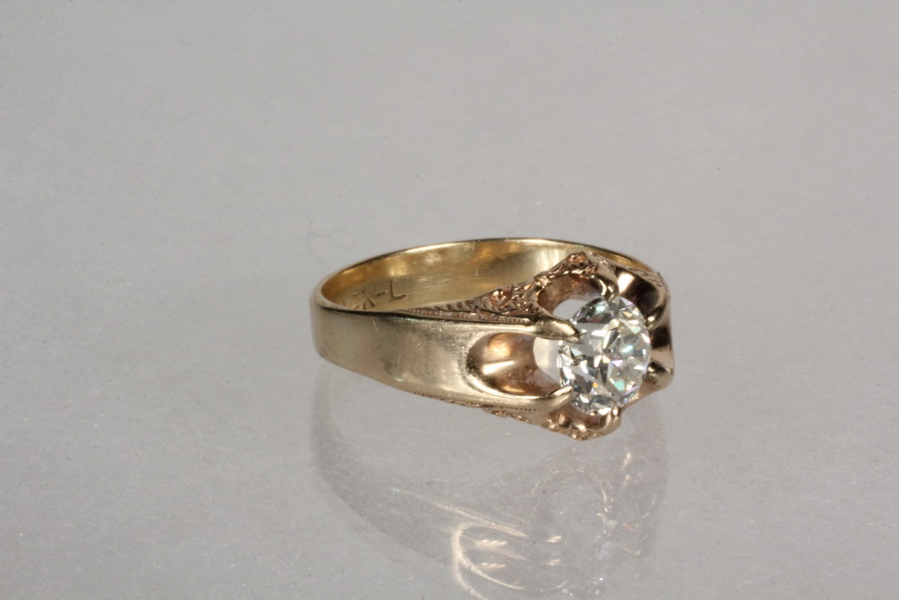 Appraisal: GENT'S RING - K Gold and Old European Cut Diamond