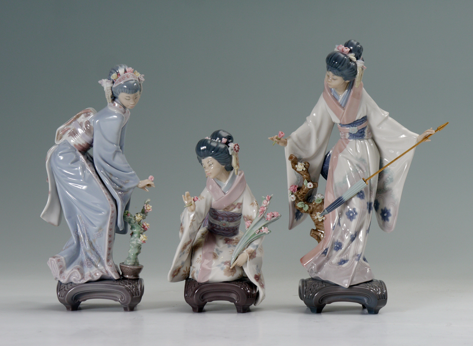 Appraisal: LLADRO PORCELAIN GEISHA FIGURINES Designed by Salvador Debon all in