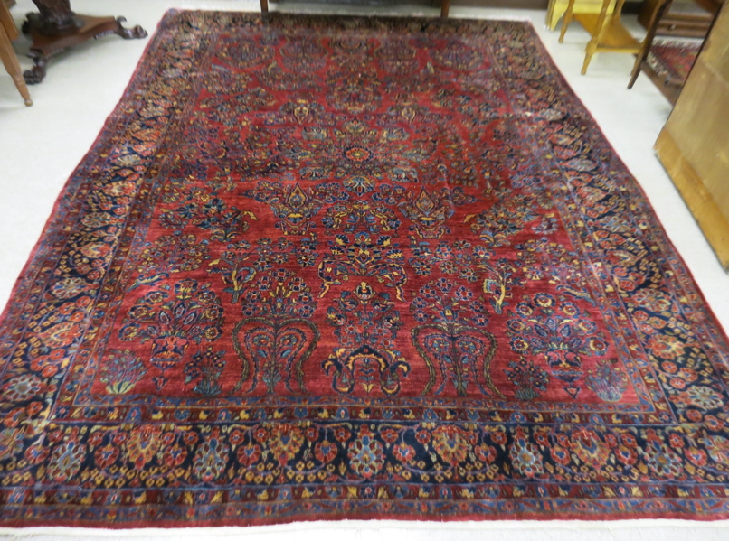 Appraisal: SEMI-ANTIQUE PERSIAN SAROUK CARPET Arak region Markazi Province northwest Iran