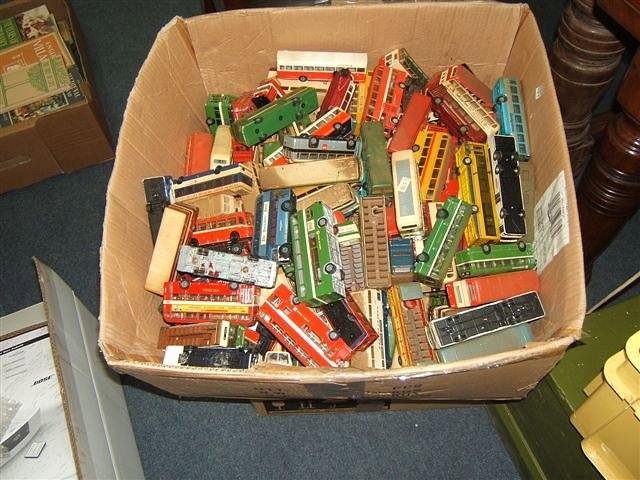 Appraisal: A box of various die cast buses all unboxed