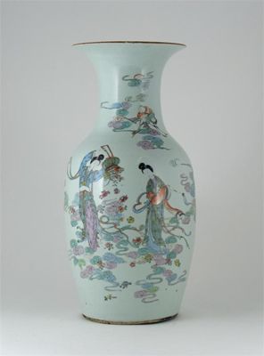 Appraisal: A Chinese famille rose vase painted with two maidens one