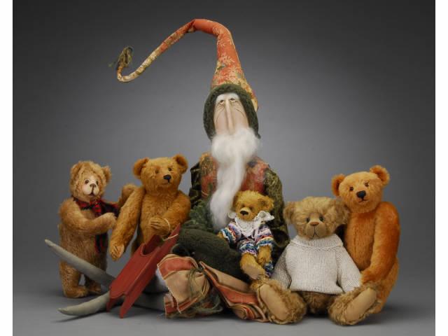 Appraisal: Lot Five Contemporary Artist Bears One Santa Includes large sitting