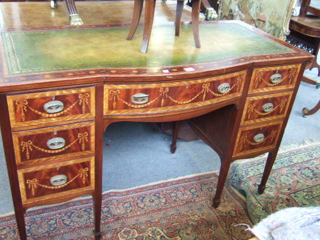 Appraisal: A early th century mahogany and satinwood crossbanded sideboard by