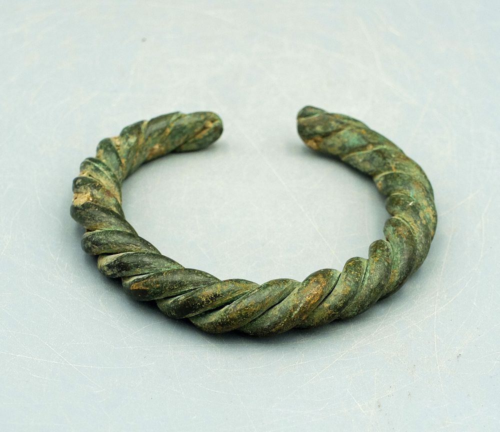 Appraisal: Bronze Bracelet - Luristan ca - BC A lovely bronze