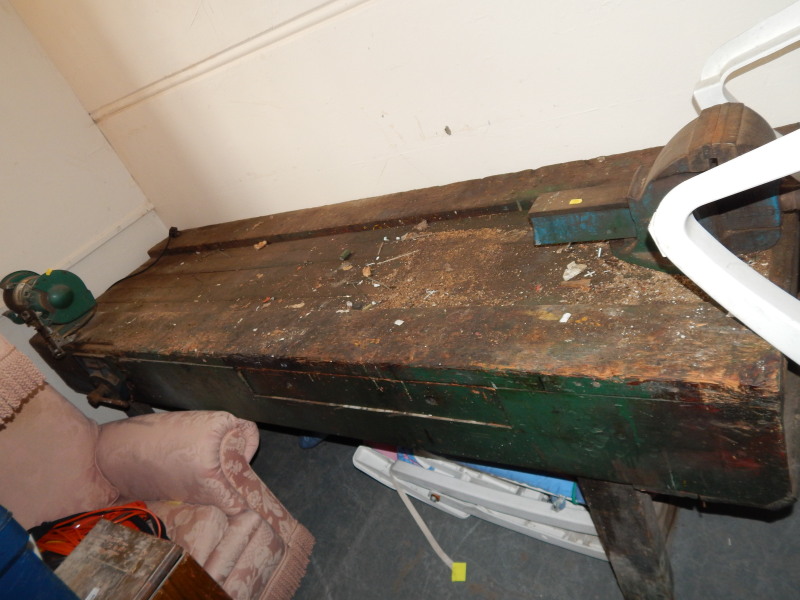 Appraisal: A large painted pine work bench with heavy duty vice