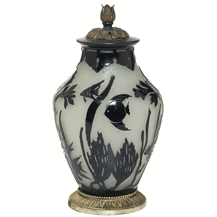 Appraisal: Steuben lamp shouldered form in frosted glass with a cameo