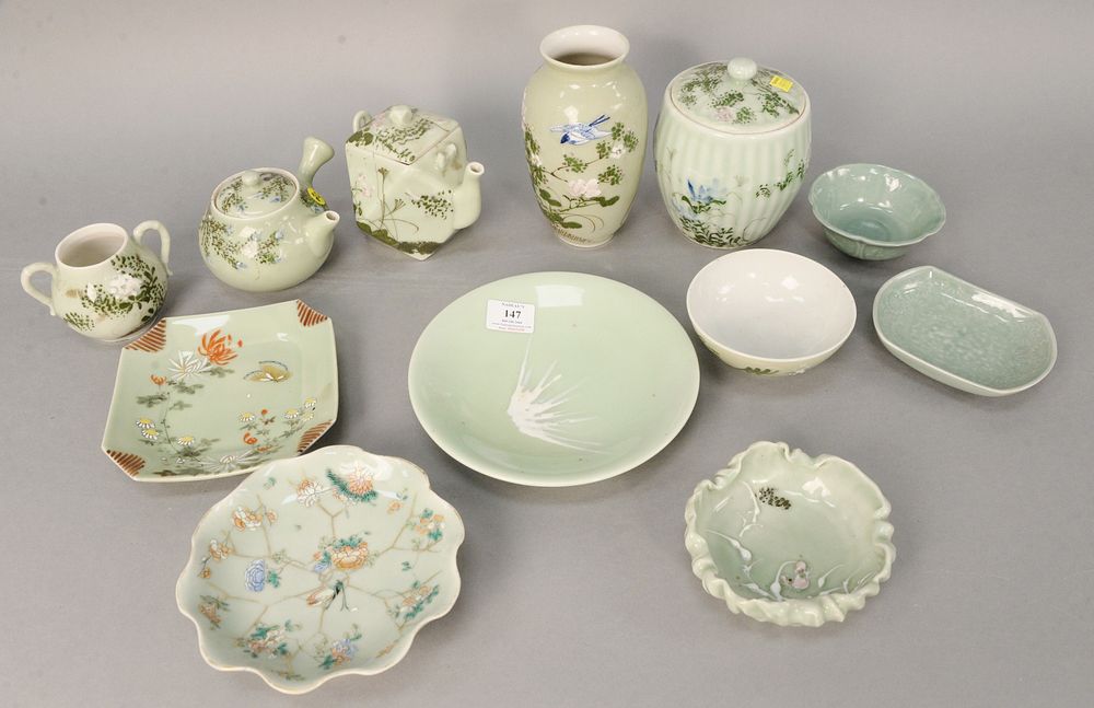 Appraisal: Twelve Chinese porcelain painted and celadon glazed to include covered