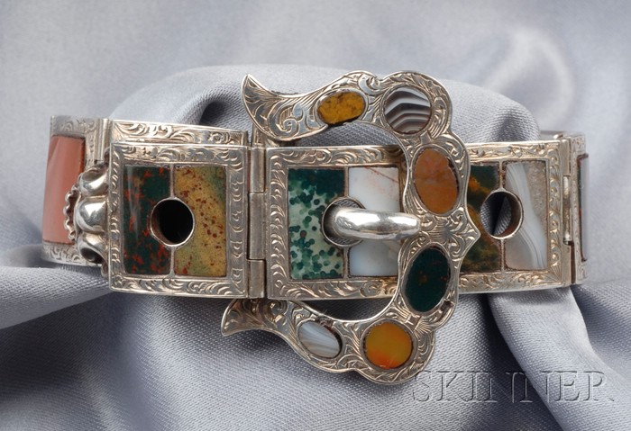 Appraisal: Victorian Scottish Agate Strap Bracelet each link set with an