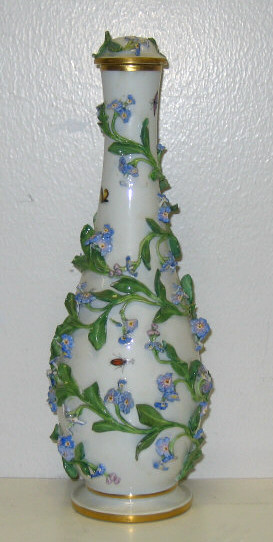 Appraisal: MEISSEN PORCELAIN SCENT FLACON WITH STOPPER Bottle form on circular