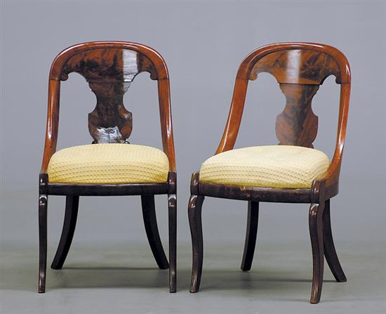 Appraisal: Pair Classical mahogany side chairs late th century gondola form