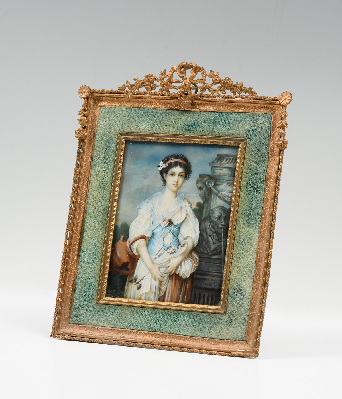 Appraisal: FINE MINIATURE PORTRAIT PAINTING OF A YOUNG BRUNETTE BEAUTY Young