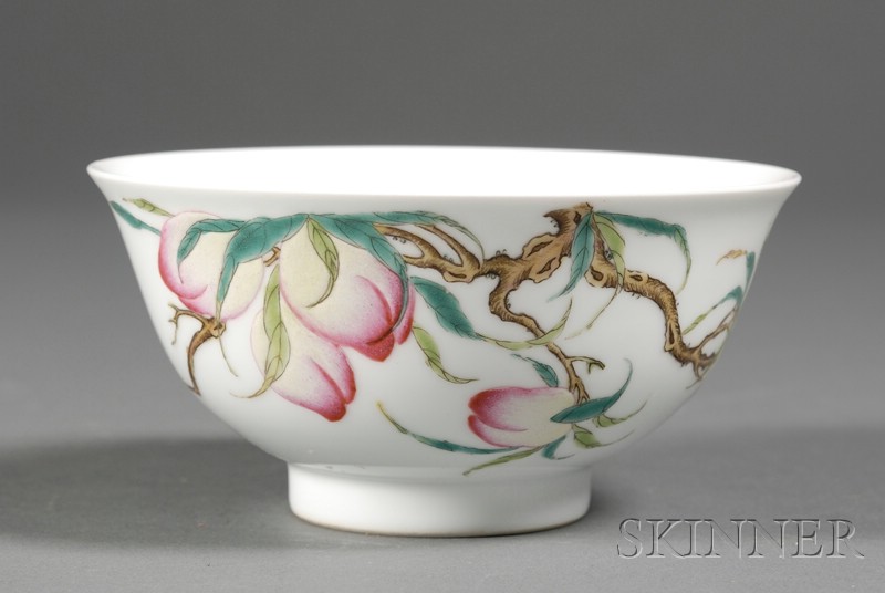 Appraisal: Pair of Porcelain Bowl China th century famille rose decoration