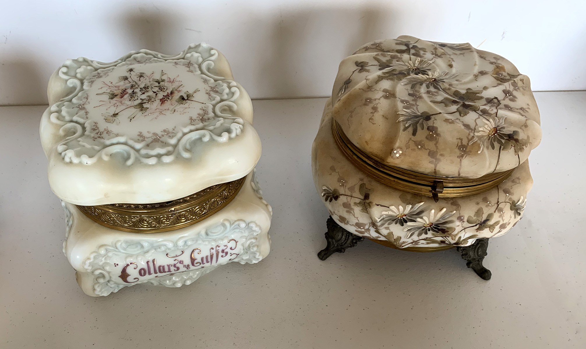 Appraisal: LARGE WAVECREST COLLAR BOXES Large glass Wavecrest collar boxes having