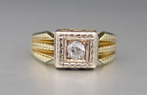 Appraisal: OLD MINE CUT DIAMOND RING K yellow gold ring contains