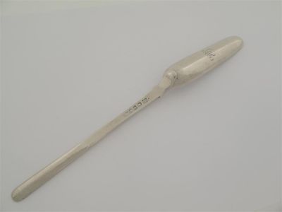 Appraisal: A George III marrow scoop with shoulders initialled by Messrs