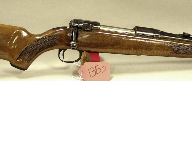 Appraisal: Savage Model Win cal sn Bolt action hunting rifle in