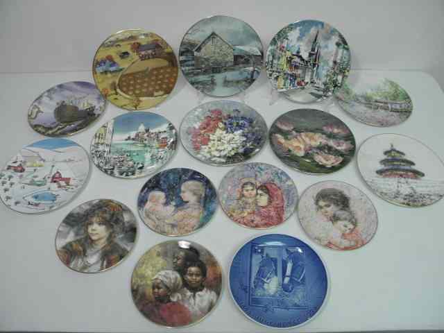 Appraisal: Lot of assorted Royal Doulton porcelain decorative plates Includes ''